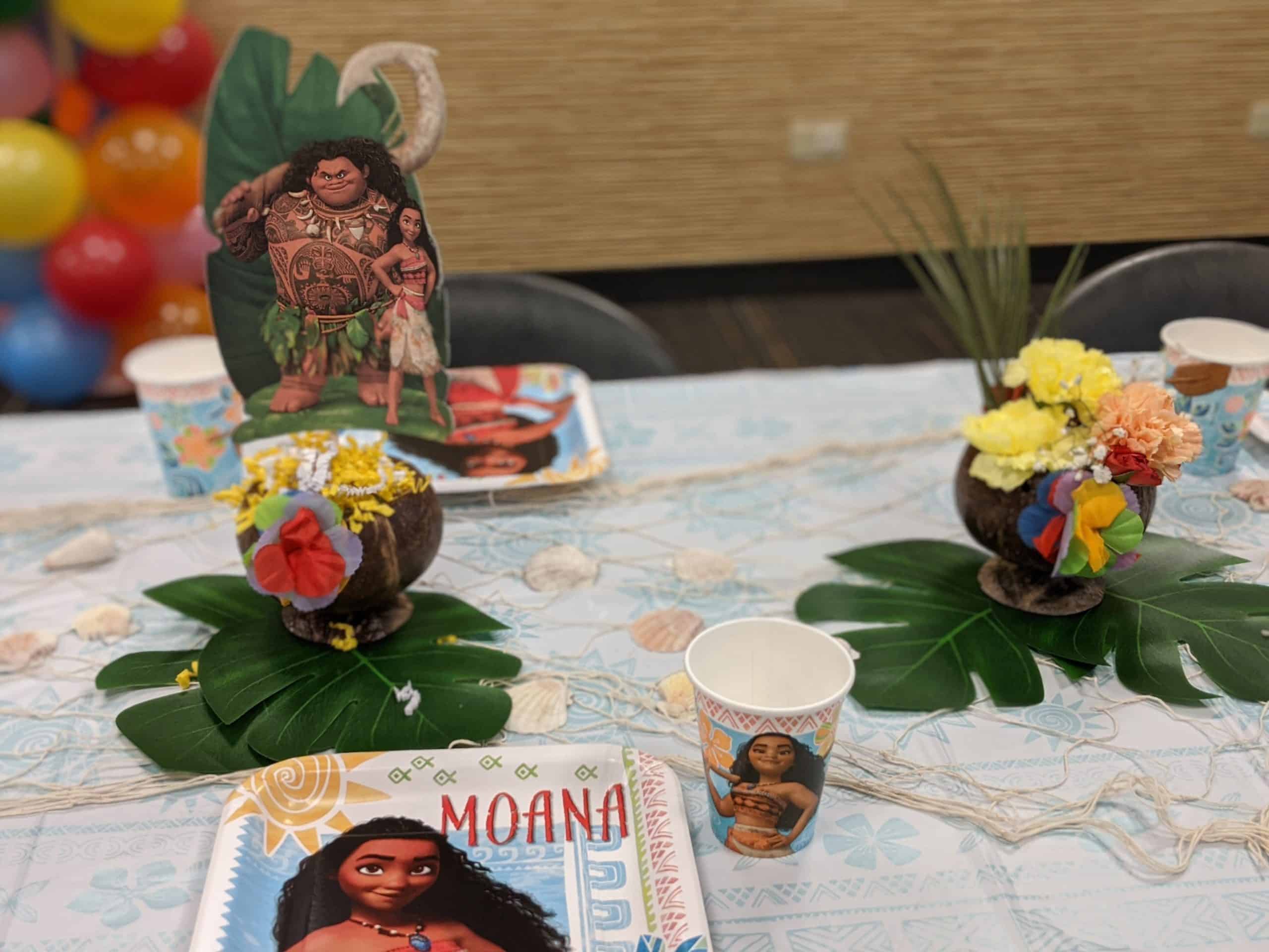 Moana table centerpiece  Moana themed party, Moana birthday party